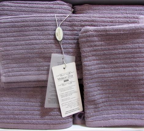 Комплект полотенец  с перчаткой 30x50-50x100-78x150 Maison D'or &quot;RIVER&quot;, фиолетовый