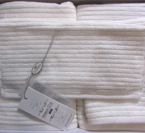 Комплект полотенец  с перчаткой 30x50-50x100-78x150 Maison D'or &quot;RIVER&quot;, крем