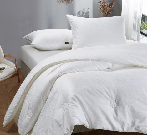Одеяло шёлковое «Comfort Premium» 220х240, всесезонное