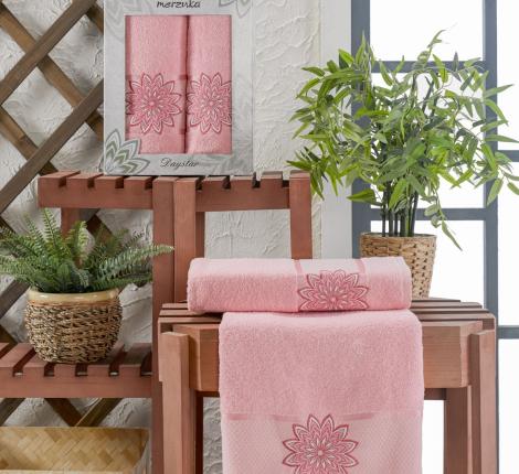 Комплект махровых полотенец &quot;MERZUKA&quot; (50x90/2)(70х140/1) 3 шт. DAYSTAR, розовый