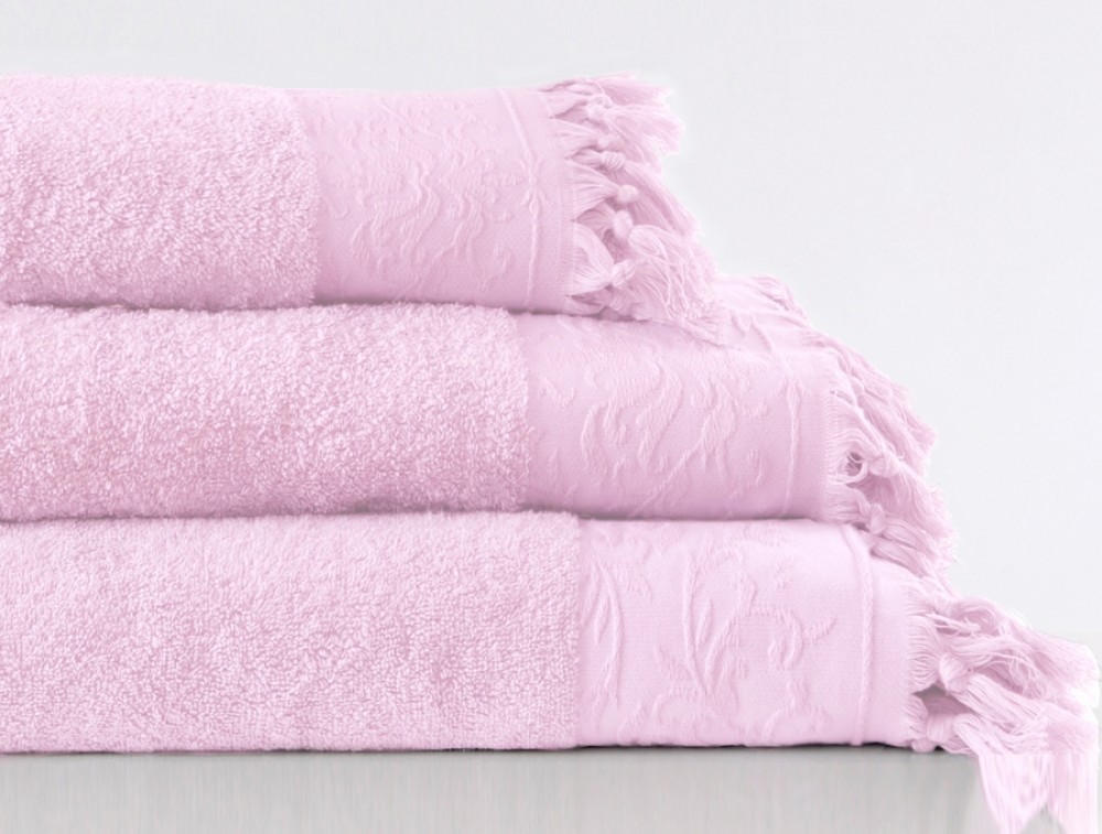 Нежные полотенца. Полотенце банное розовое. Нежно розовое полотенце. Магазинрозовыепалатенцы. Полотенца розовые 2 шт.