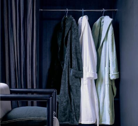 Халат велюровый "Blanc des Vosges" QUIETUDE (белый), M