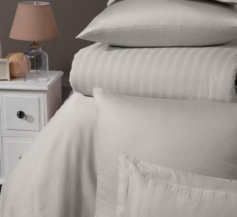 Постельное бельё "DO&CO" Сатин DELUX STRIPE, 1,5 спальный (бежевый)