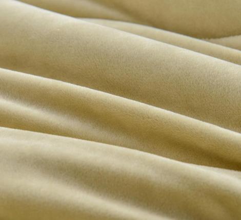 Постельное белье с одеялом "Sofi de Marko" Энрике (олива-м) Велюр, Семейный