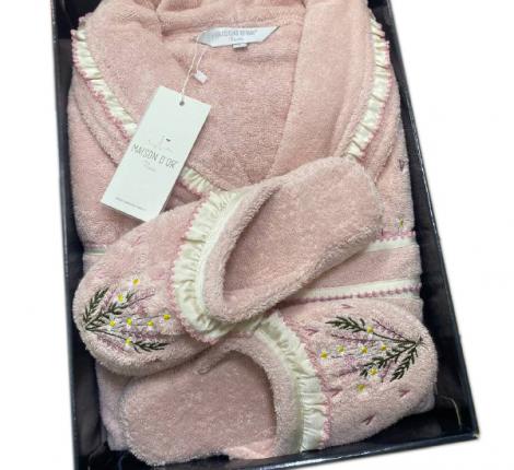 Халат женский махровый с вышивкой Maison D'or "LENA VOLANT" (пыльная роза), XS(42)-S(44)