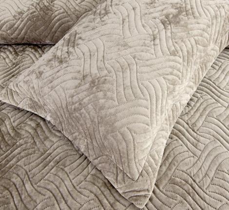 Покрывало "Sofi de Marko" Деварта (капучино) Бархат, 160x220