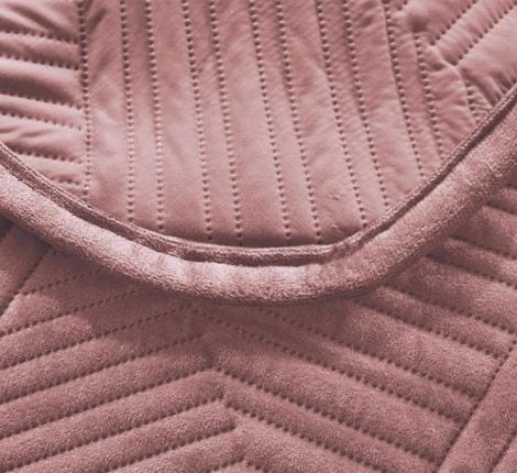 Покрывало из бархата "KARTEKS" 01, 240х260 (50х70-2 шт), пудра