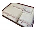 Комплект полотенец с кружевом 30x50-50x100-85x150 Maison D'or "RUFFLE LOVE", кремовый/фиолетовый
