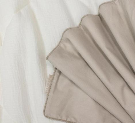 Постельное белье с одеялом "Kazanov.A." Muslin&Satin Solid color (крем карамель), Евро