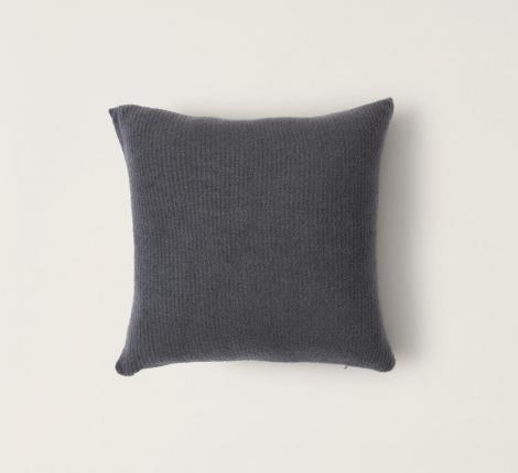 Подушка декоративная "Barefoot Dreams" CCL RIBBED (тёмно-серый), 45х45