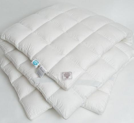 Перина пуховая "ROYAL DOWN GRASS", 140х200