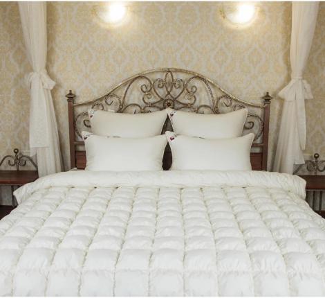 Одеяло пуховое "ВЕРСАЛЬ" премиум, 140х205