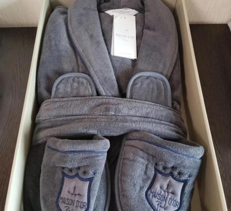 Халат мужской велюровый Maison D'or "BOSWELL" серый, M(46)/L(48)