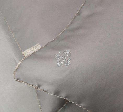 Постельное бельё с одеялом "Kazanov.A." Lindor Nusa Penida (пепел мокко) Велюр/Тенсел, Семейный
