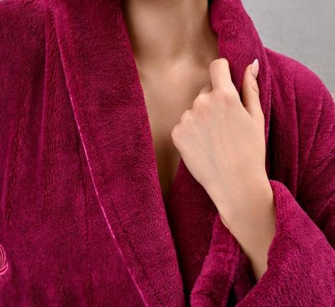 Халат женский трига с капюшоном "AMBIELLA A-1215" фуксия, 2XL