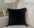 Наволочка декоративная "Sofi de Marko" Кэтрин (черная) Велюр, 45х45 