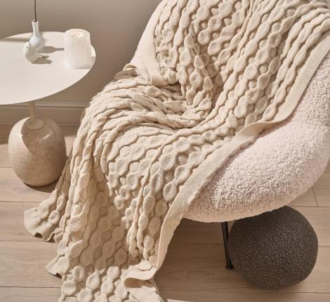 Плед c 3D эффектом Luxberry "BUBBLES" 120х170, молочный