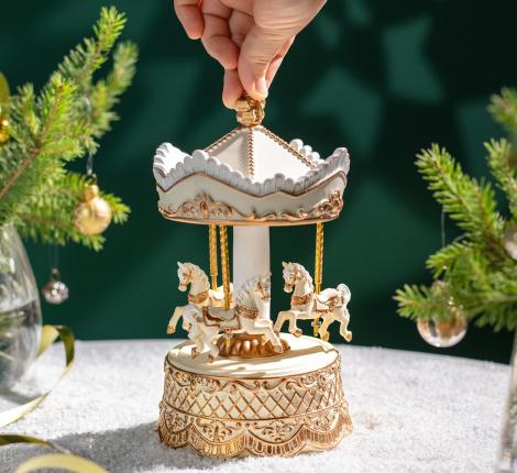 Музыкальная статуэтка "КАРУСЕЛЬ", 12,4*12,4*22,9 см