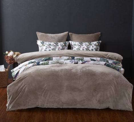 Постельное белье "Kazanov.A." Колибри Каллиопа (бежевый жемчуг) Велюр/Egypt Cotton, 1,5 спальный