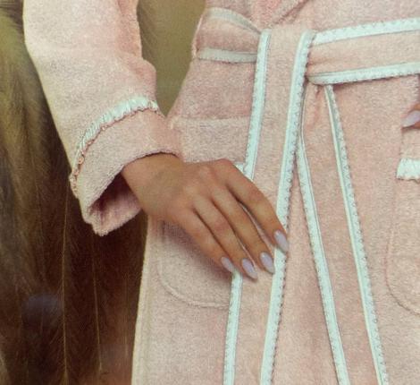 Халат женский махровый с вышивкой Maison D'or "LENA VOLANT" (пыльная роза), XS(42)-S(44)