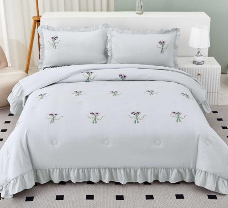 Постельное бельё EFOR COTTONI с вышивкой "Эмилия №2" светло-голубой, Евро