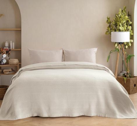 Покрывало "DO&CO" 220x240 LOOMA, бежевый