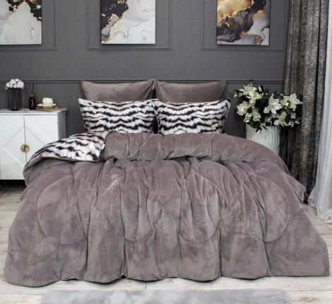 Постельное белье с одеялом "Kazanov.A." Бенгал (жемчуг трюфель) Велюр/Egypt Cotton, Семейный
