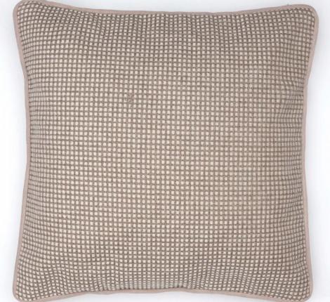 Подушка декоративная "CUBE" 40х40, бежевая клетка (кант бежевый)