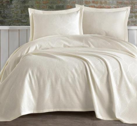 Покрывало жаккардовое "FOREST" кремовый, 220x240