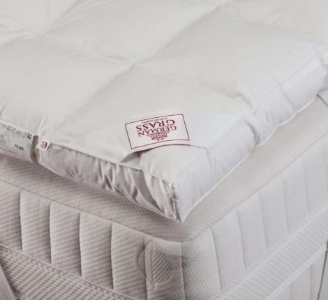 Перина пуховая "ROYAL DOWN GRASS", 140х200