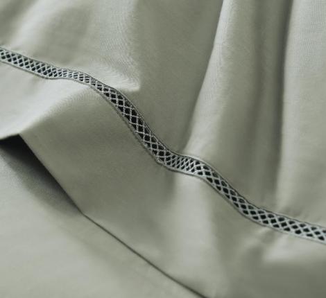 Постельное белье "Sofi de Marko" Изольда (олива) Сатин ДеЛюкс, Семейный