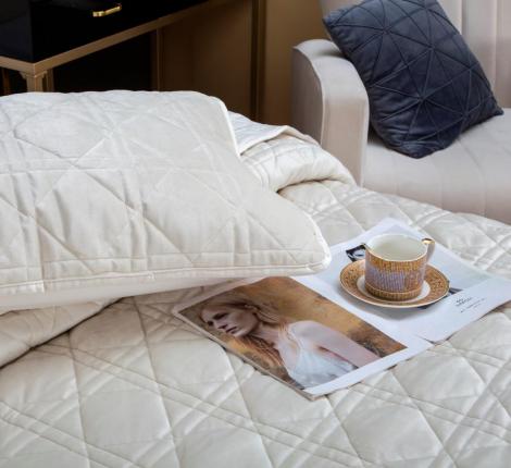 Покрывало велюровое "Kazanov.A." Dori (молоко), 240х260