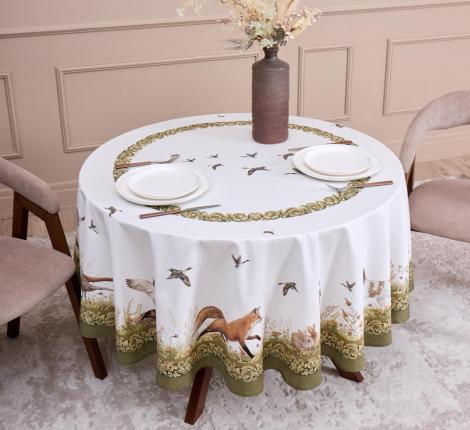 Скатерть круглая с пропиткой SANTALINO "ОХОТА" 150 см, белый