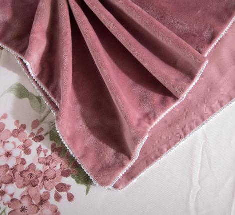 Постельное белье с одеялом &quot;Kazanov.A.&quot; Бегония (маджента) Велюр/Egypt Cotton, Семейный