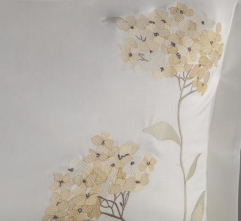 Постельное бельё "DANTELA VITA" сатин с вышивкой LAVINYA (жёлтый), Евро