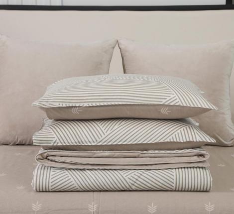 Постельное белье с одеялом "Sofi de Marko" Роберто №10 Велюр/Сатин, Семейный