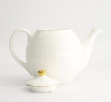 Чайник заварочный "Nippon White Gold" Lines,1300 мл