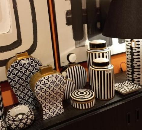 Ваза с крышкой "PERFUME" (черно-белый) керамика, 25x11x33 см