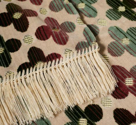 Покрывало шпигель большой Karteks" на диван 160х220 ЧЕТЫРЕХЛИСТНИК, бежевый