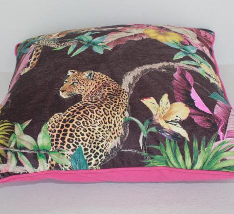 Подушка декоративная "JUNGLE" леопард (сиреневый), 50х50