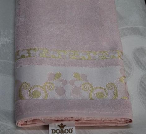 Полотенце махровое "DO&CO" Бамбук 70*140 (1/1 ) HANNA, пудра
