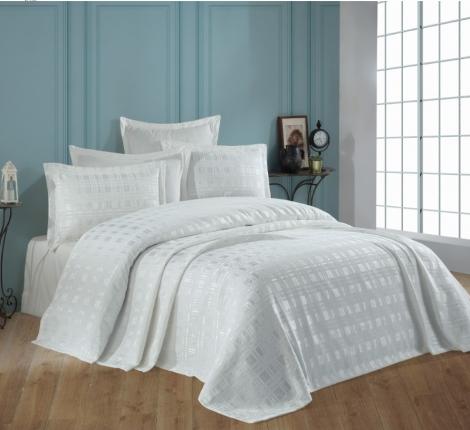 Гобеленовое покрывало "DO&CO" 240х260 (50x70-2 шт.) EKOSE, кремовый