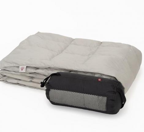 Дорожный плед пуховый "TRAVEL PLAID GRASS GREY", 140х200