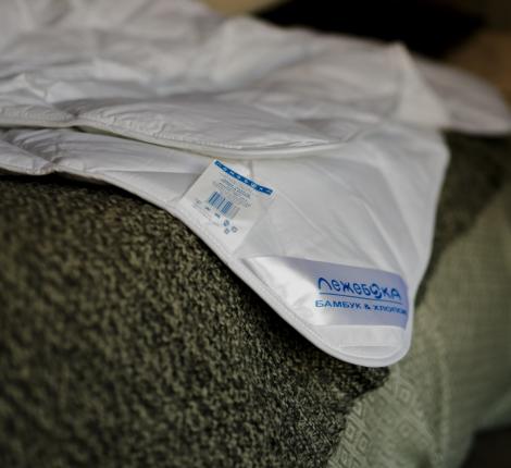 Одеяло всесезонное Лежебока "БАМБУК и ХЛОПОК", 140х205