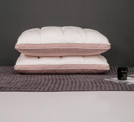 Подушка "Kazanov.A" Cassette (жемчуг пудра), 50х70