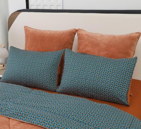 Постельное белье с одеялом "Sofi de Marko" Роберто №8 Велюр/Сатин, Семейный