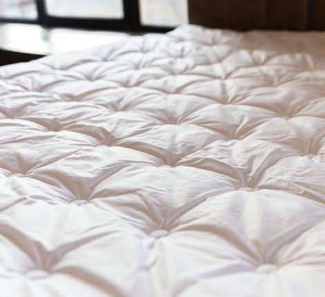 Наматрасник - топпер "TOPPER SILK GRASS" всесезонный, 200х200