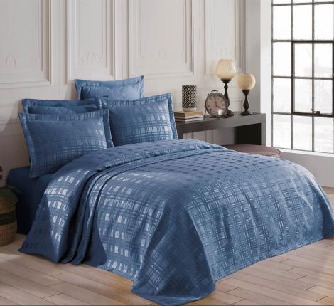 Гобеленовое покрывало "DO&CO" 240х260 (50x70-2 шт.) EKOSE, светло-синий