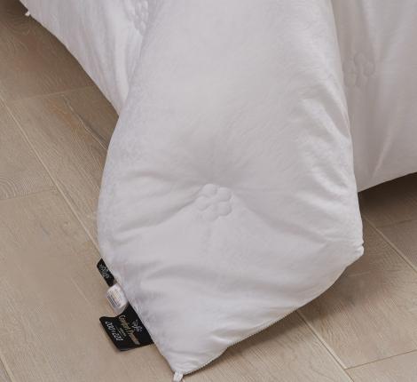 Одеяло шёлковое «Comfort Premium» 200х220, всесезонное