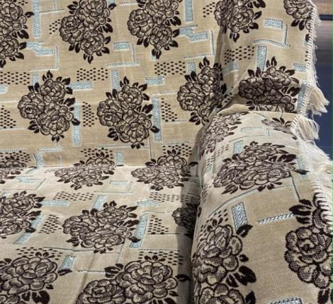 Покрывало шпигель большой Karteks" на диван 160х220 РОЗЫ, бежевый